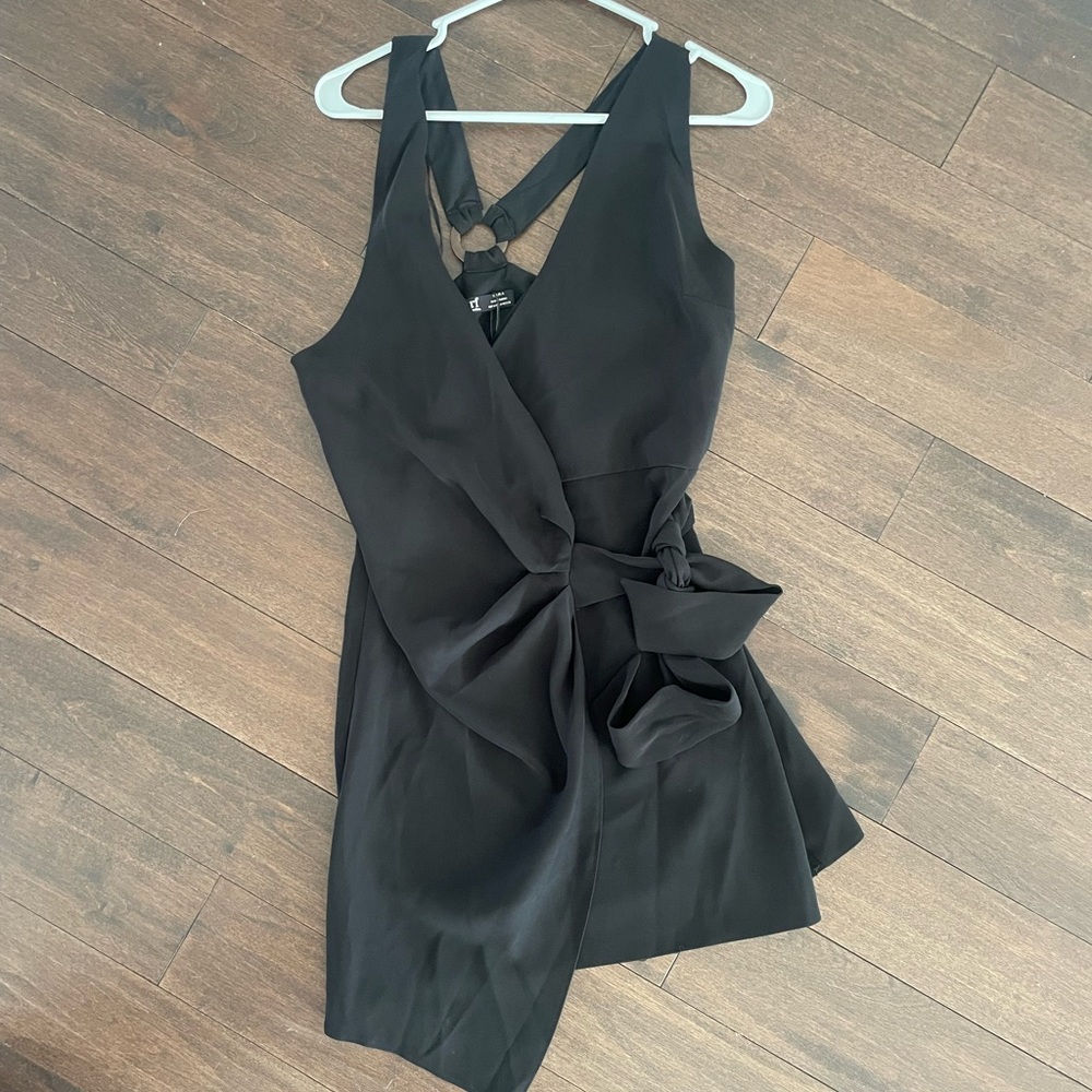 Zara dress. Xs (fits like a small)